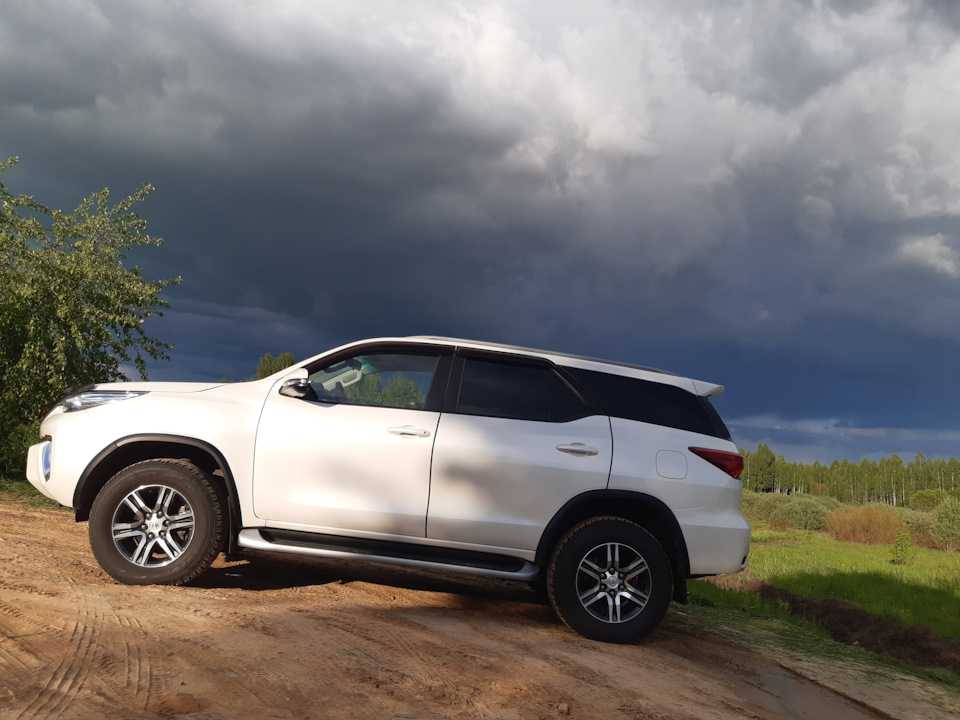 Отзывы владельцев toyota fortuner