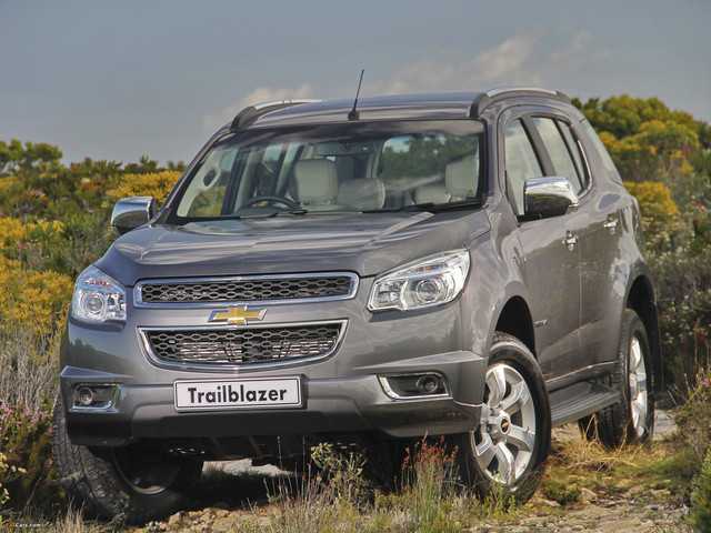 Chevrolet trailblazer 2.8, 4.2, 5.3 расход топлива на 100 км. 1, 2 поколения