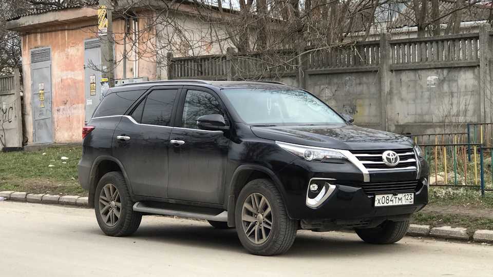 Отзывы владельцев toyota fortuner i