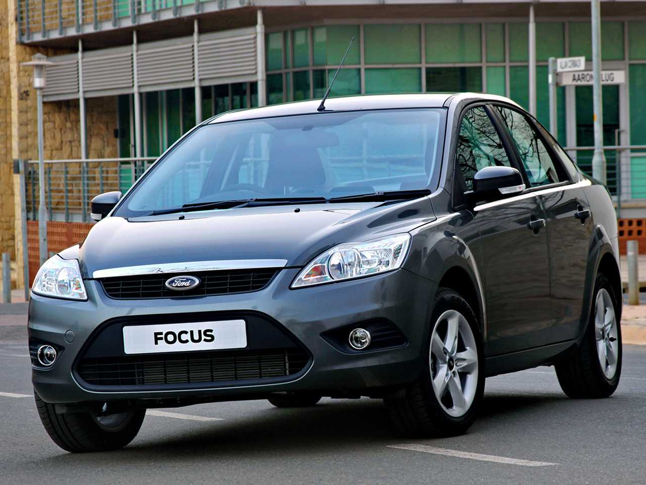 Купить форд фокус 2010. Ford Focus 2 2010. Форд фокус 2 седан 2010. Ford Ford Focus 2010. Ford Focus 2010 седан.