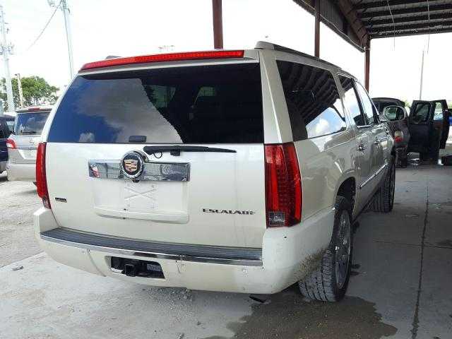7 больших плюсов и 5 относительных минусов cadillac escalade