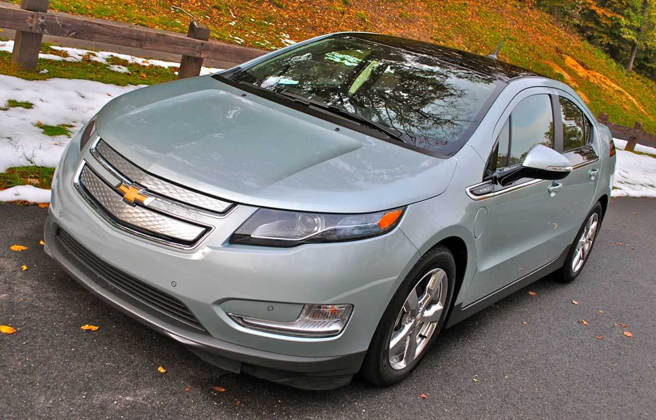 Обзор электромобиля Chevrolet Volt и фото Цена Chevrolet Volt Шевролет Вольт и характеристики технические