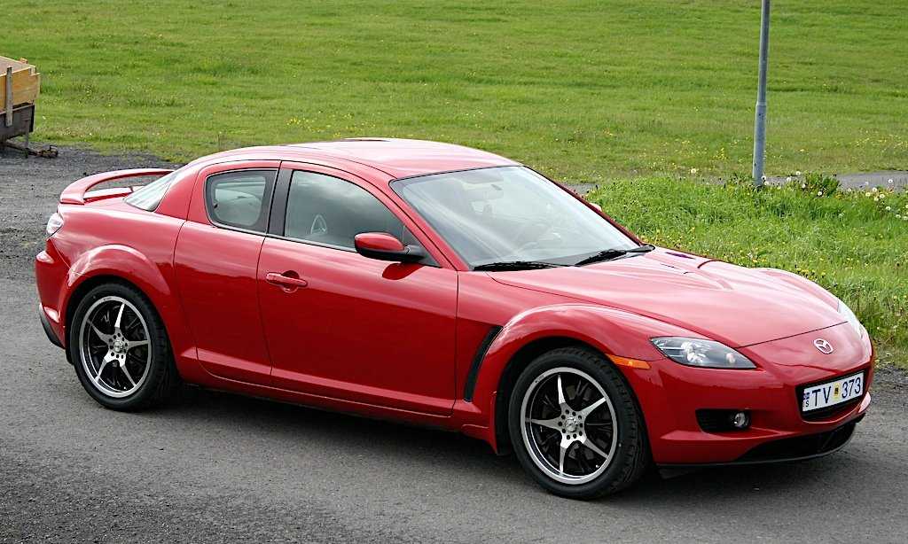 Отзывы реальных владельцев Mazda RX8, описание достоинств и недостатков