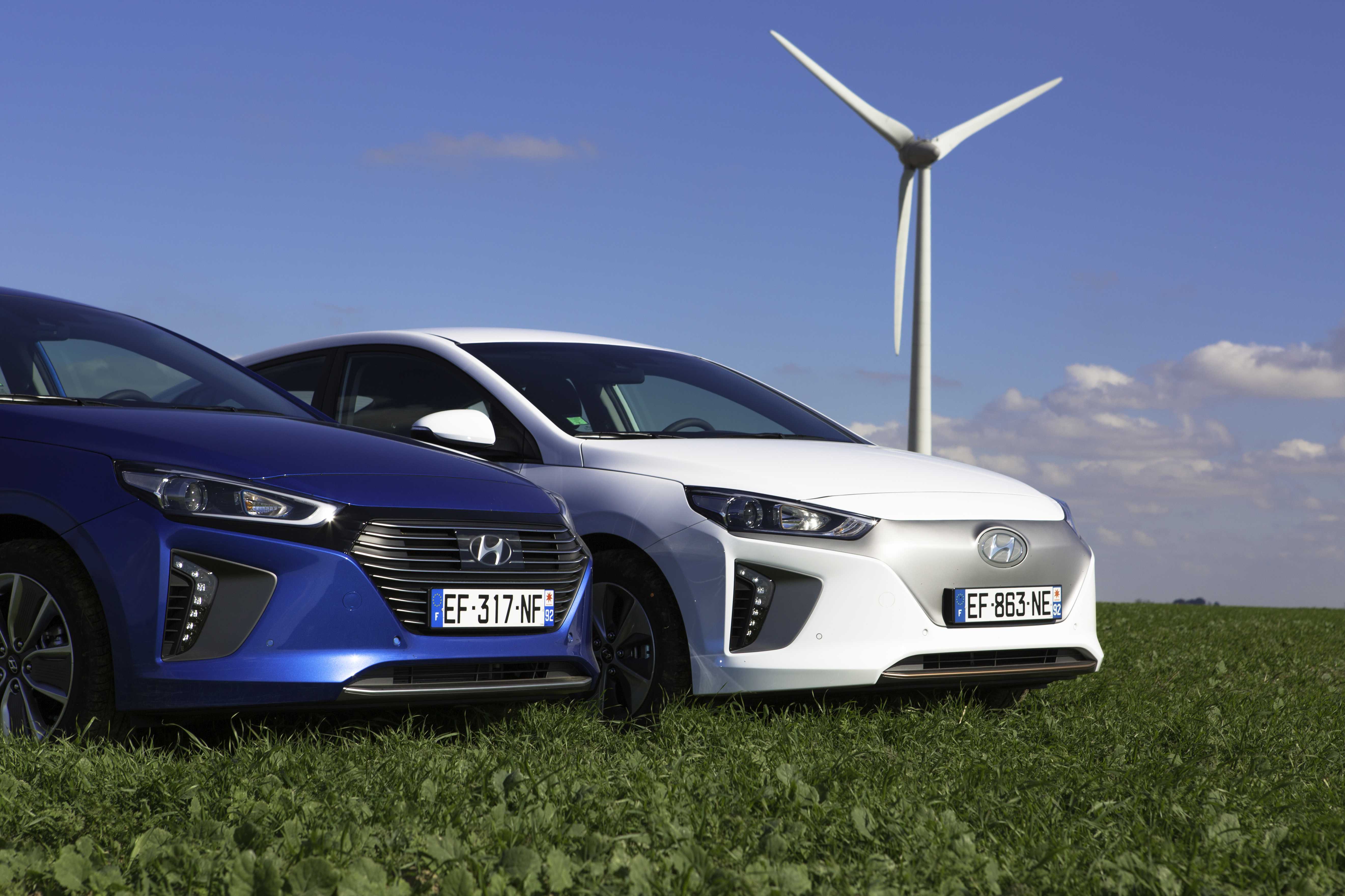 Hyundai ioniq, hybrid и electric, обзор и тест-драйв, фото и цены | новое авто