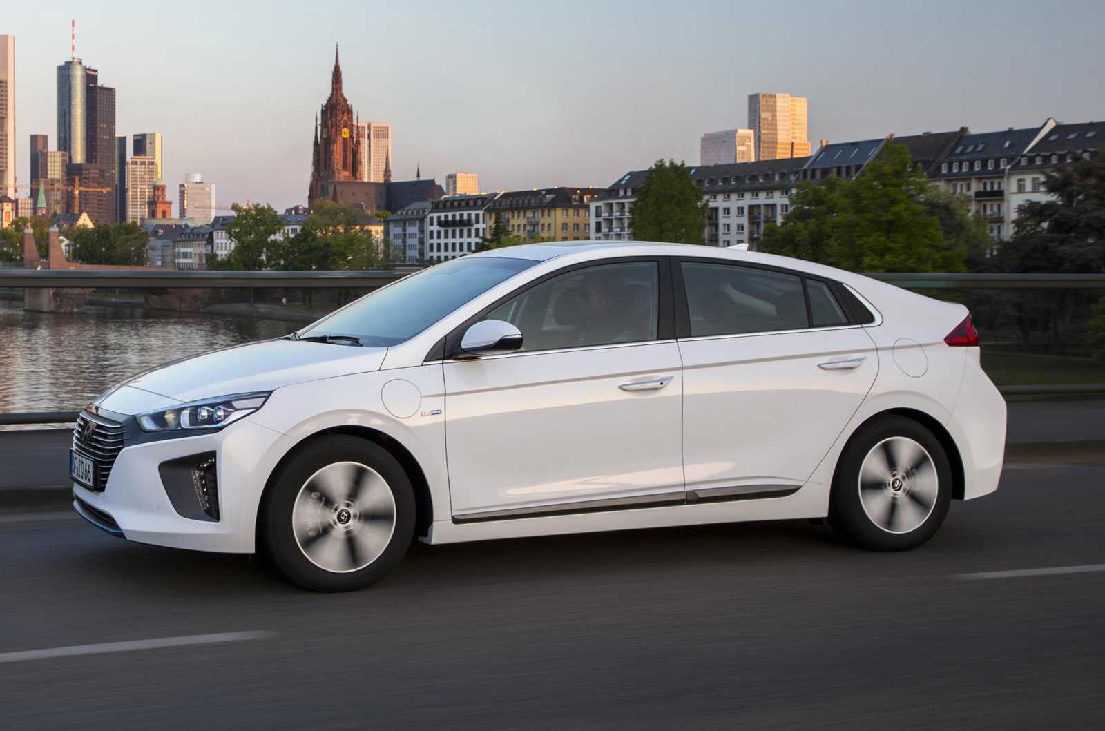 Hyundai ioniq 2021 года — комплектации, характеристики, фото и цены