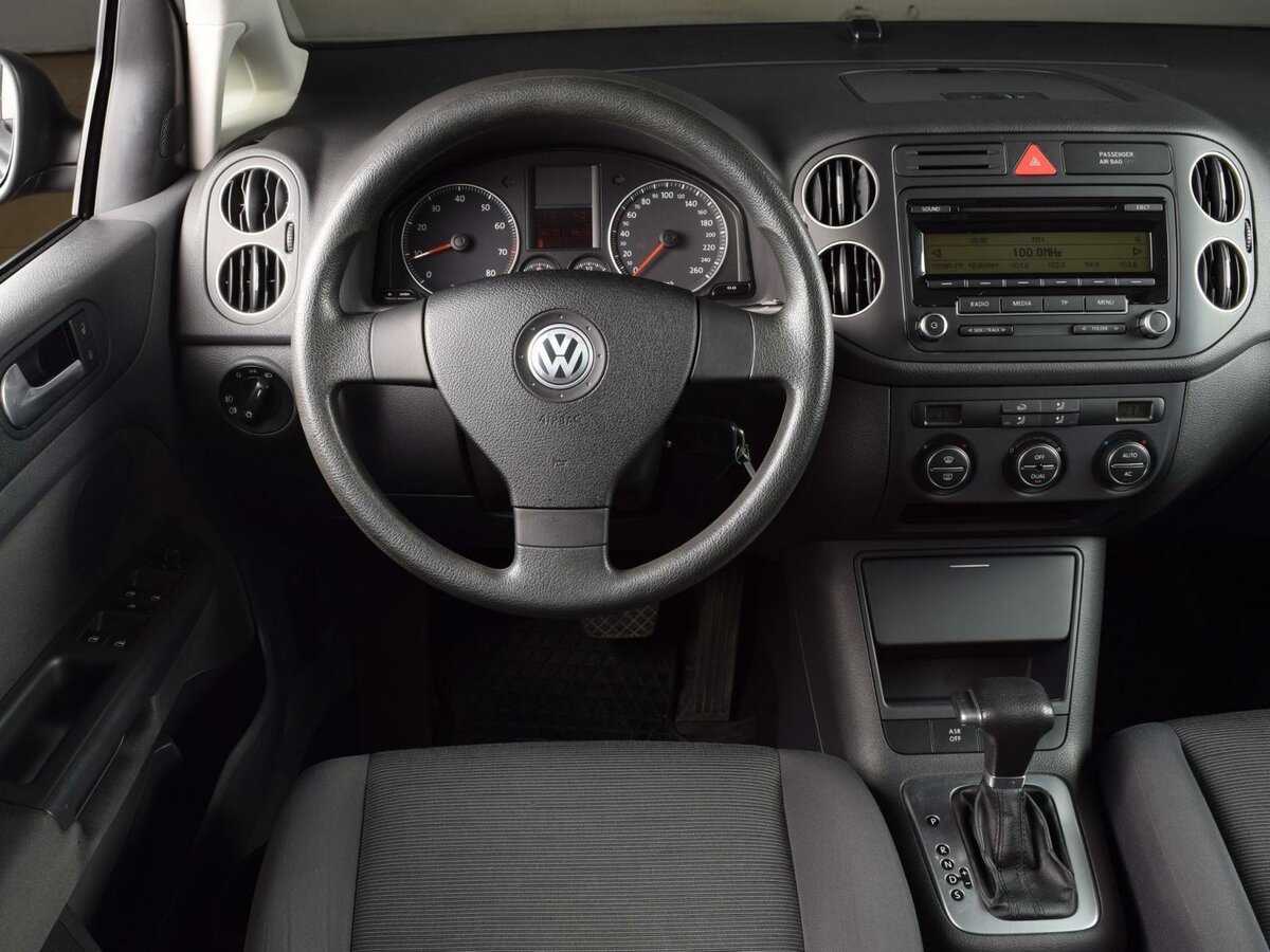Volkswagen golf plus фото