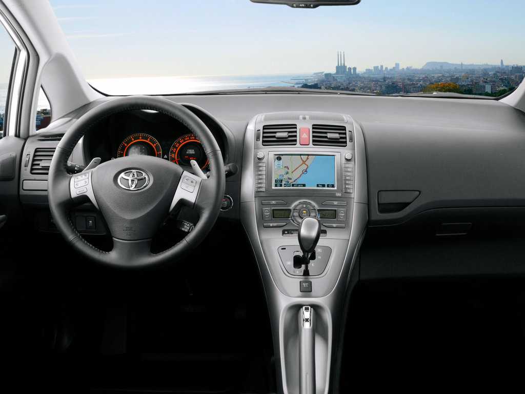 Toyota auris (е150 / 2007-2012) – в погоне за имиджем