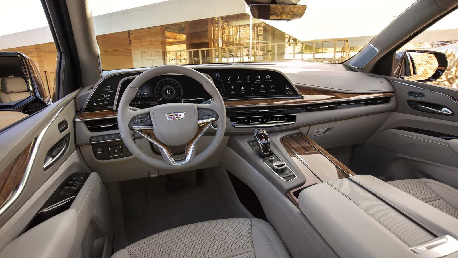 Все внедорожники модельного ряда Cadillac  характеристики, отзывы и фото, стоимость новых в России