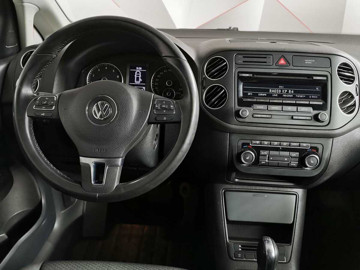 Volkswagen golf plus: поколения, кузова по годам, история модели и года выпуска, рестайлинг, характеристики, габариты, фото - carsweek