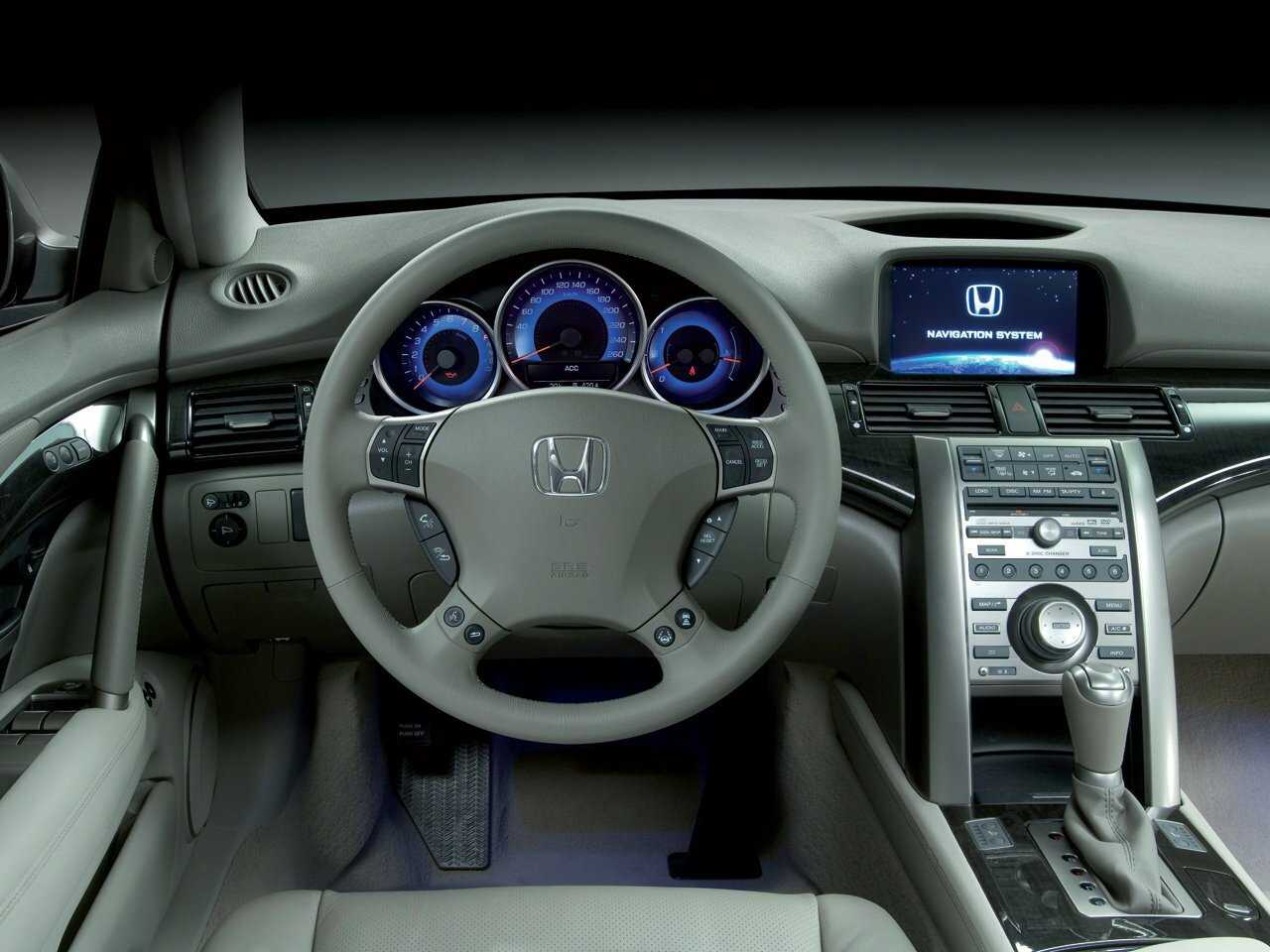 Обзор пятого поколения японского седана Хонда Легенд и его фото Технические характеристики Honda Legend Hybrid 5го поколения, оснащение и стоимость