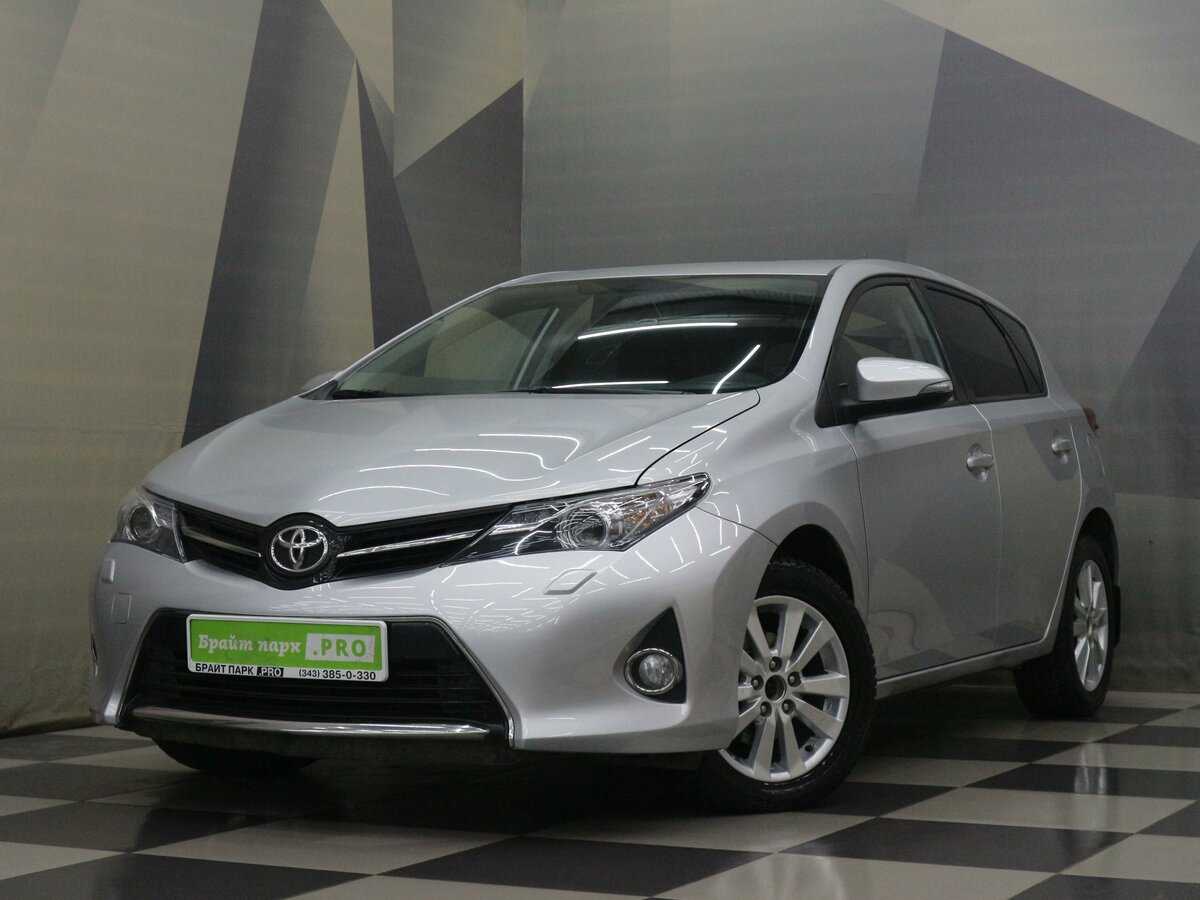 Toyota аурис 2013