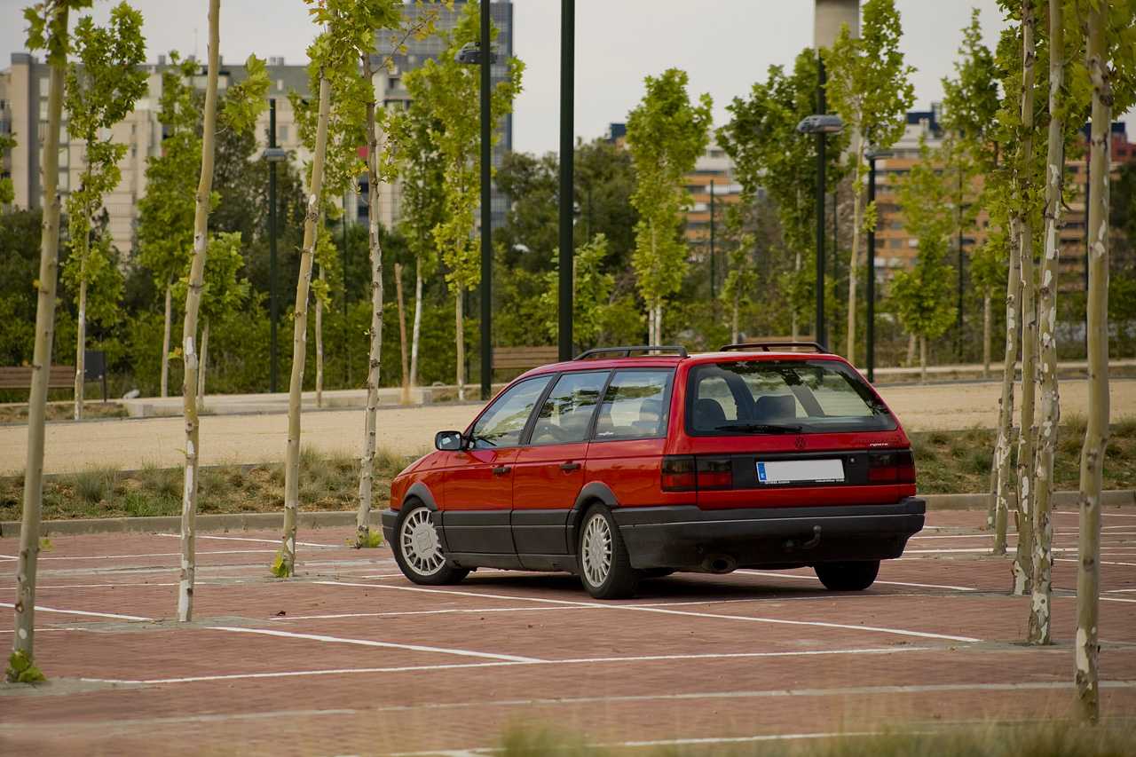 Технические характеристики Volkswagen Passat 19881993 года 3 поколение Обзор и фото Фольксвагена Пассат В3 универсал и седан