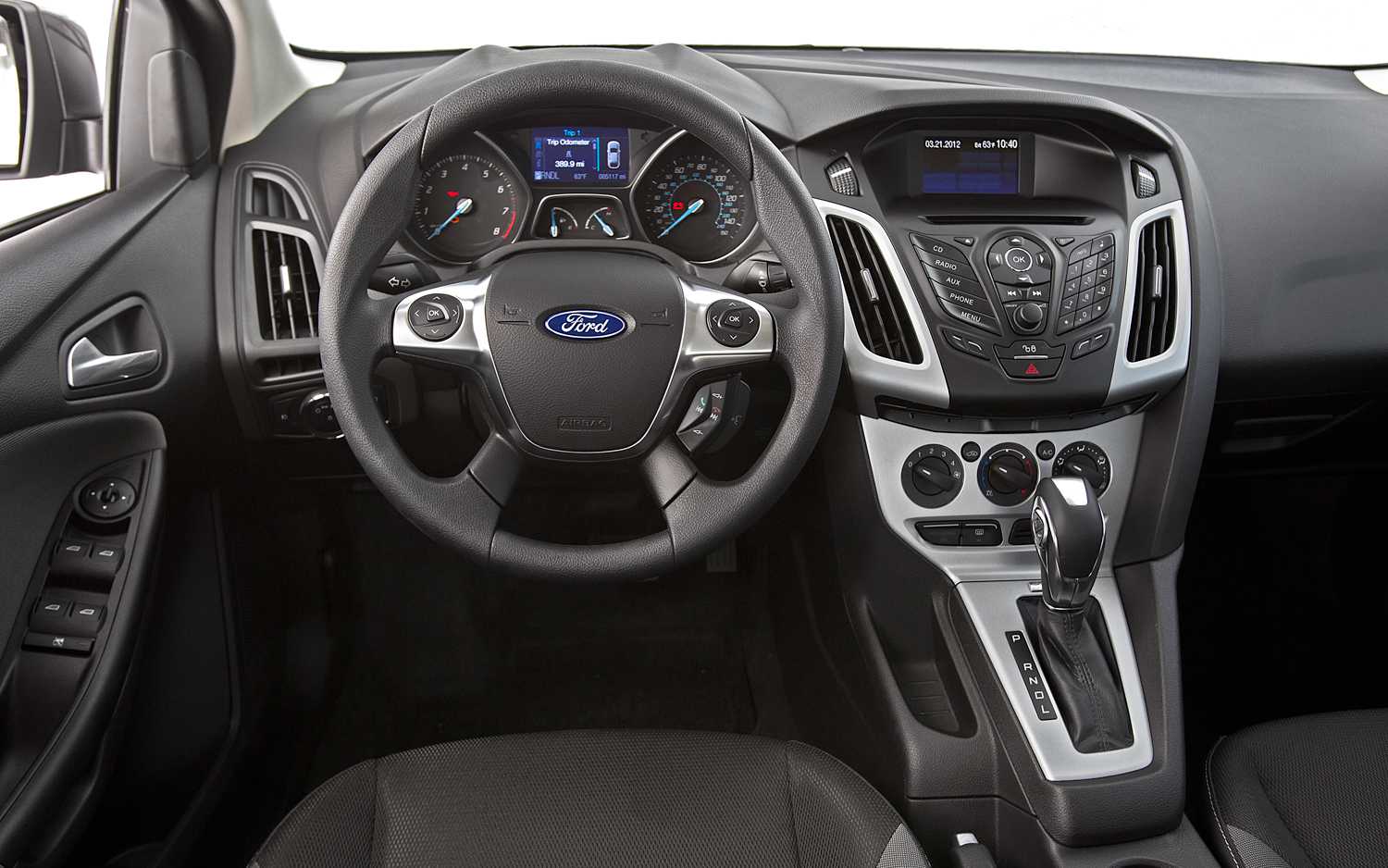 Ford focus 2: внешний вид, интерьер, технические характеристики