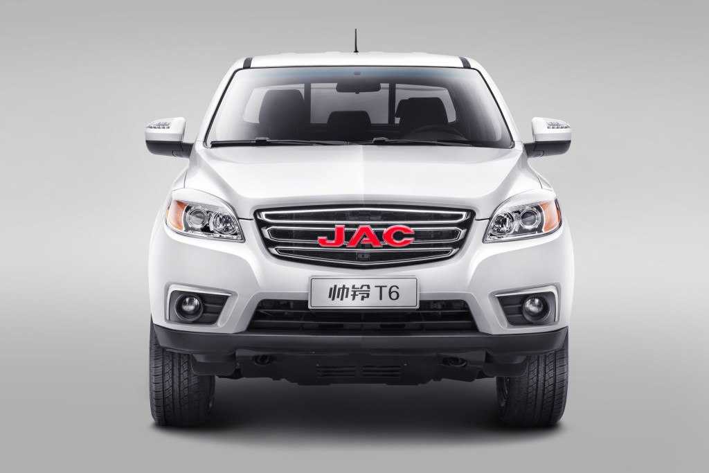 Обзор бюджетного китайского компактвэна JAC J6 с фото Технические характеристики JAC J6, цены и отзывы владельцев