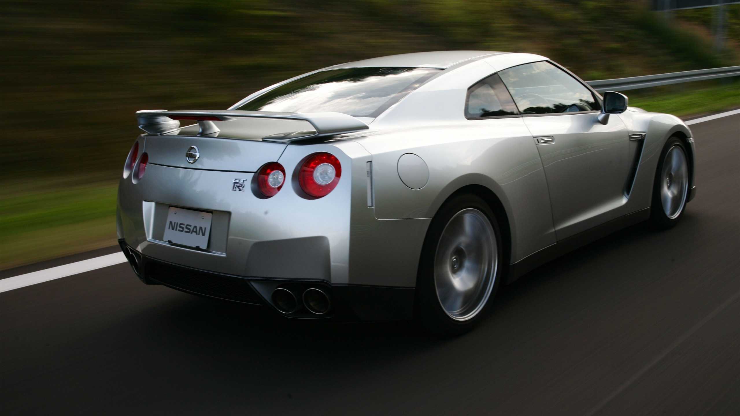 Отзывы владельцев nissan r nessa