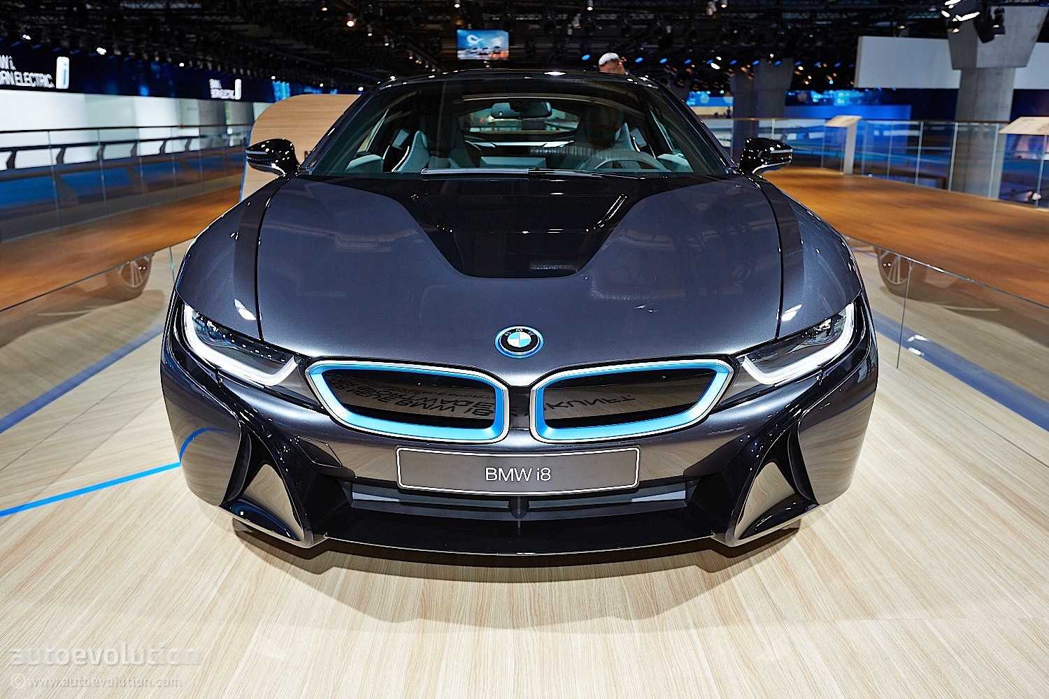 Bmw i7 картинки