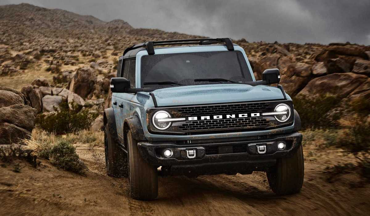 2022 ford bronco review, pricing, and specs