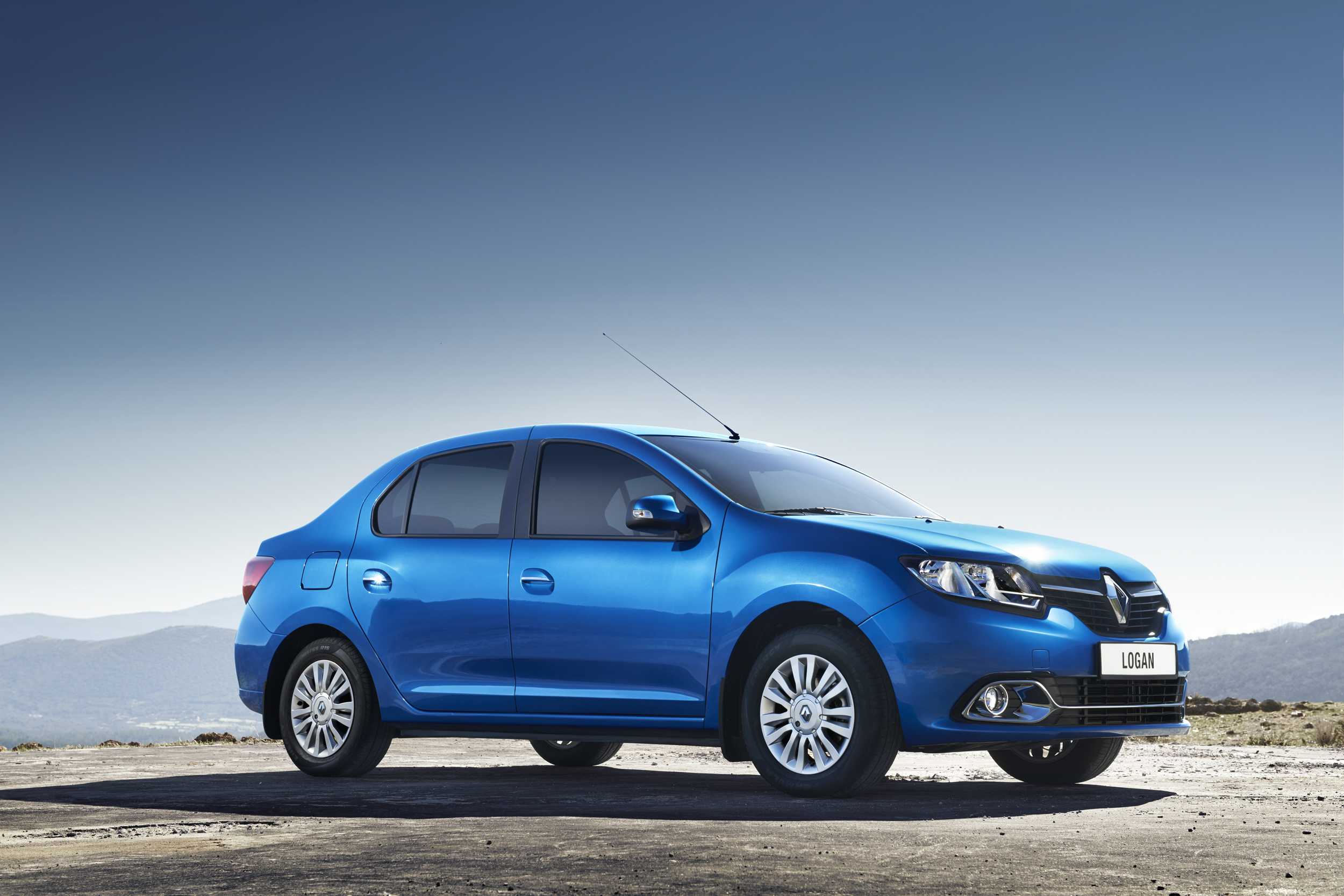 Renault logan 2020: комплектации и цены, фото в новом кузове, отзывы владельцев - новый logan