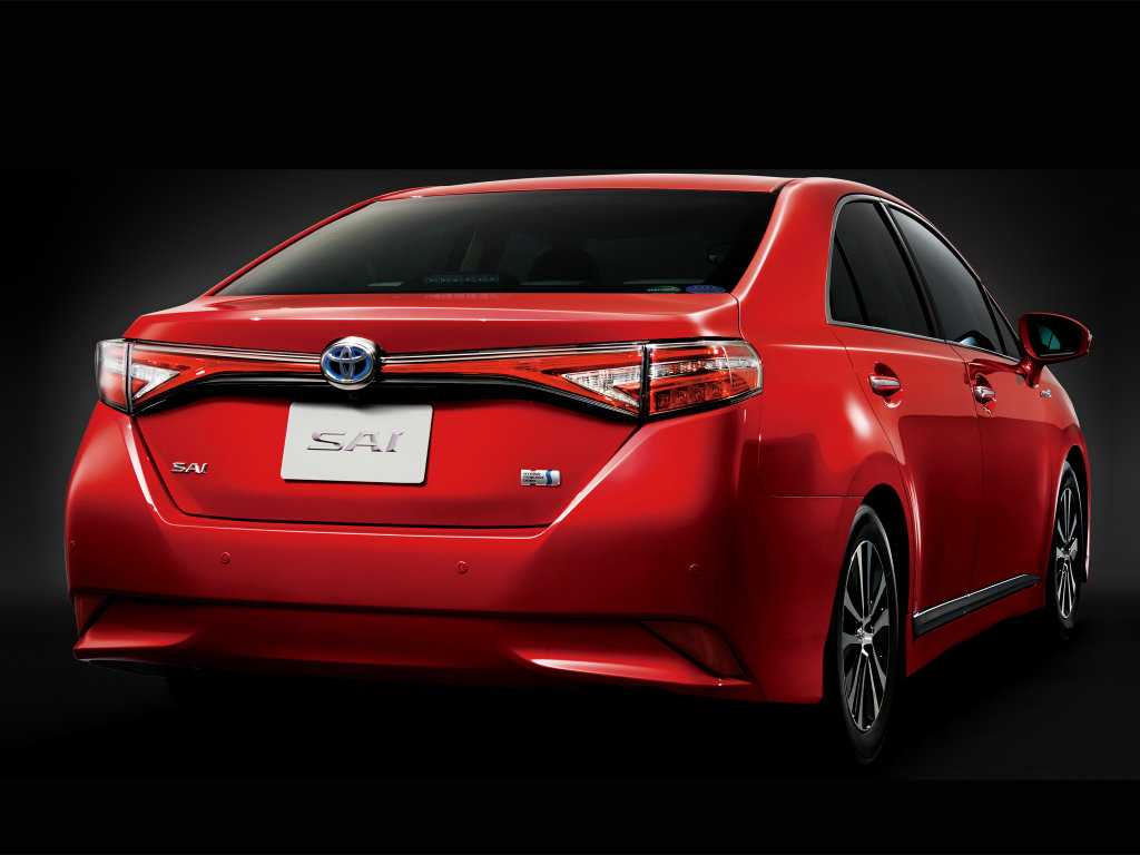 Toyota начинает продажи бюджетного седана etios в индии