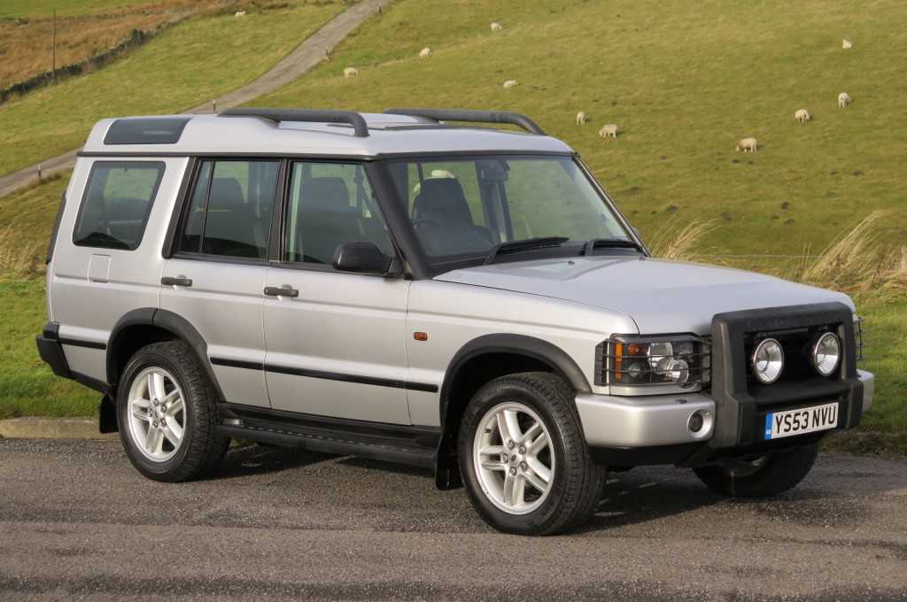 Ровер 2 2 дизель. Ленд Ровер Дискавери 2. Land Rover Дискавери 2. Лэндровер Дискавери 2 2003. Ленд Ровер Дискавери 2003.